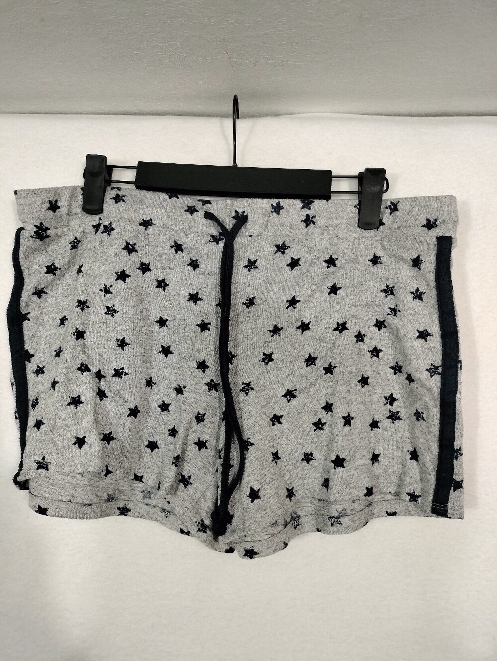 Lucky Brand Gray Knit Star-Print Athletic Shorts